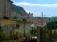 Veduta di Castel di Sangro con la Basilica di Santa Maria Assunta