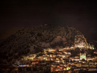 Castel di Sangro con la prima neve