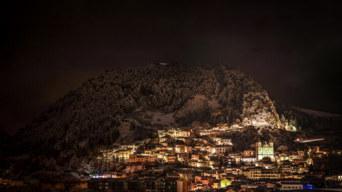 Castel di Sangro con la prima neve