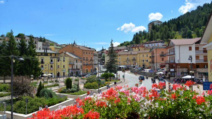 Il centro di Roccaraso in estate