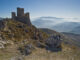 Rocca Calascio, fortezza in pietra sull'Appennino abruzzese