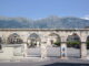 L'acquedotto medievale e piazza Garibaldi a Sulmona, sede dell'International Street Food